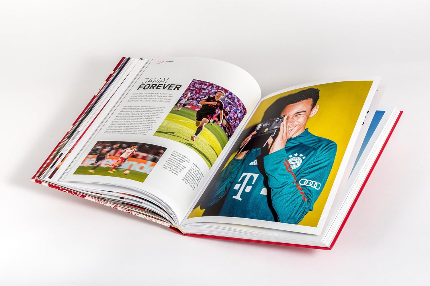 FC Bayern Munich: 125 Years book inside