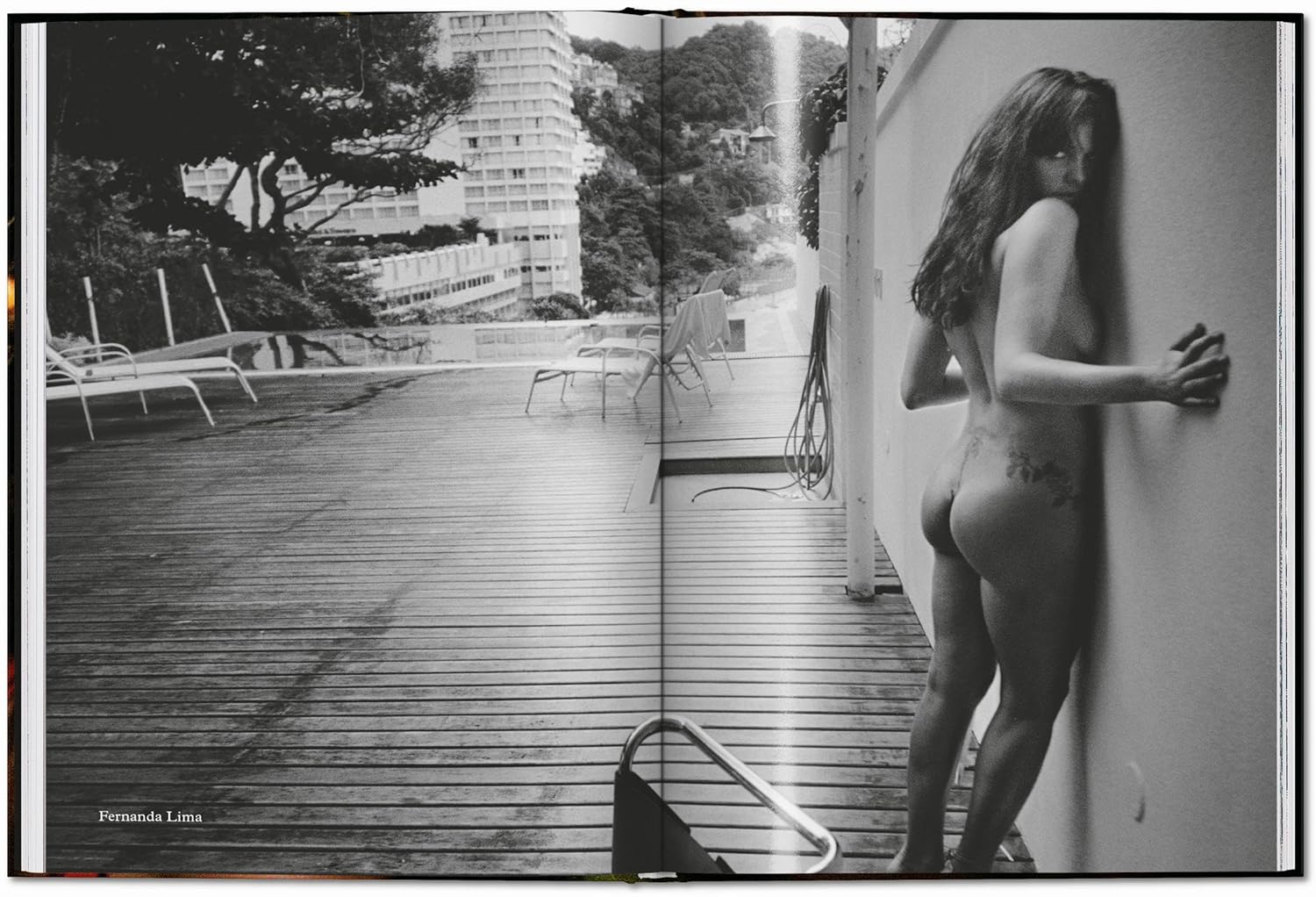 Mario de Janeiro Testino book inside