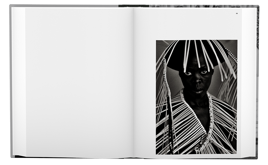 Somnyama Ngonyama, Hail the Dark Lioness book inside