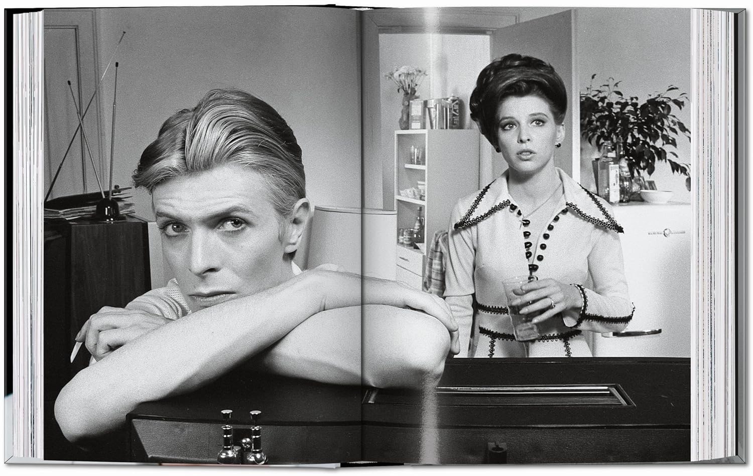 David Bowie: the Man Who Fell to Earth book inside