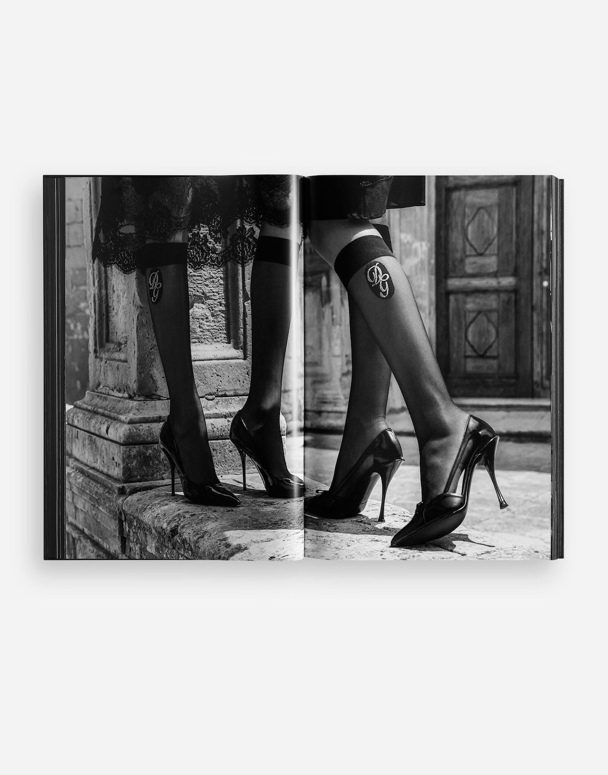 Nero dolce gabbana book inside