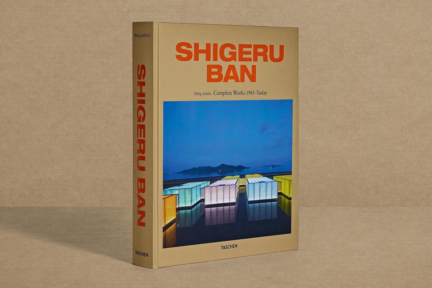 Shigeru Ban: Complete Works book cover