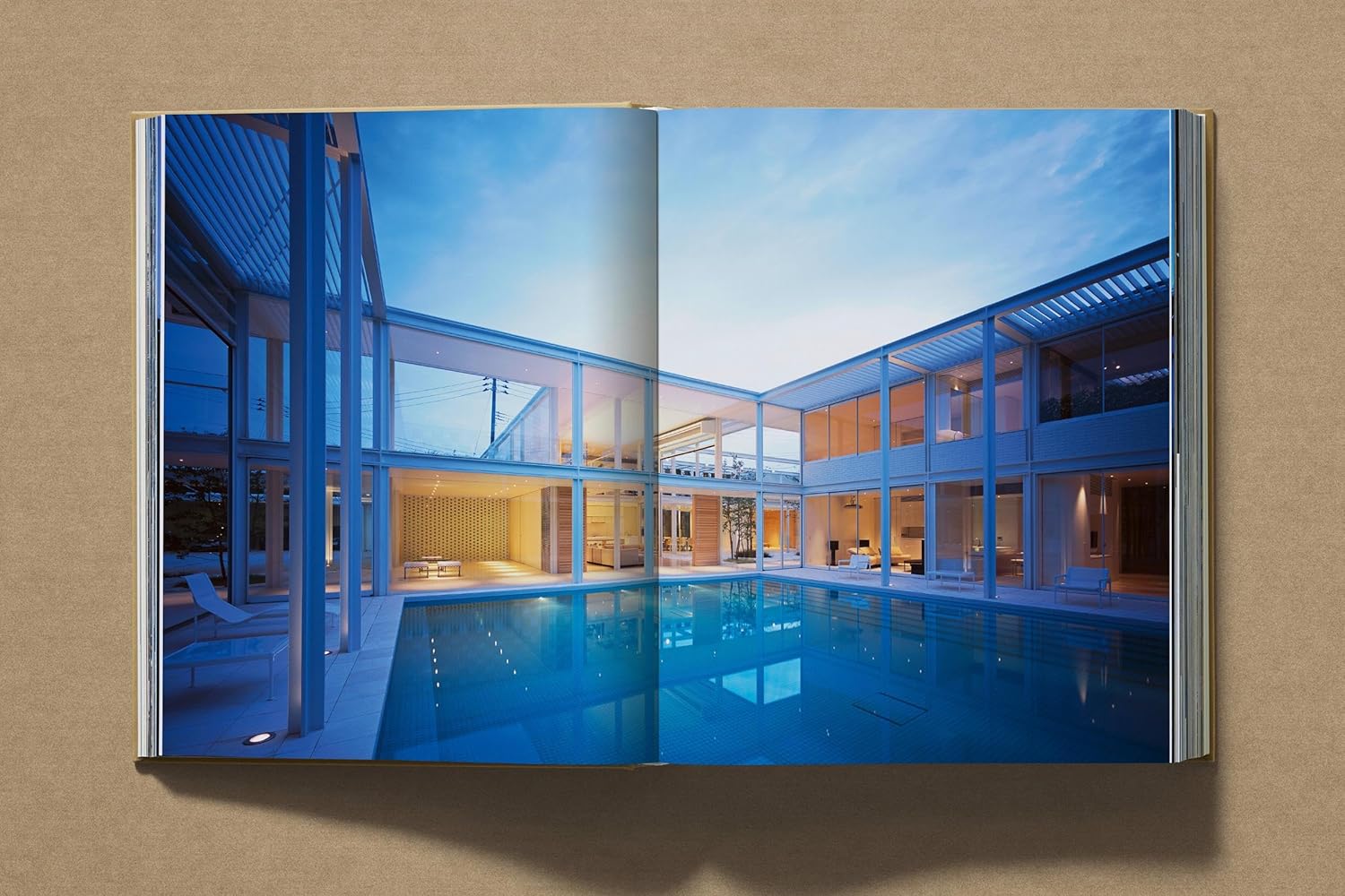 Shigeru Ban: Complete Works book inside