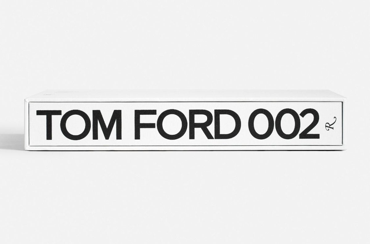Tom ford 002 book side